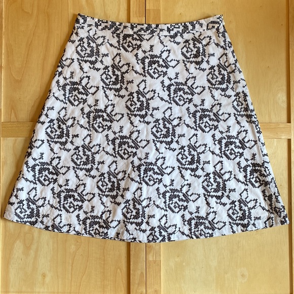 MICHAEL Michael Kors Dresses & Skirts - Michael Kors Women's White & Black Cross Stitch Rose A-line Midi Skirt SZ10